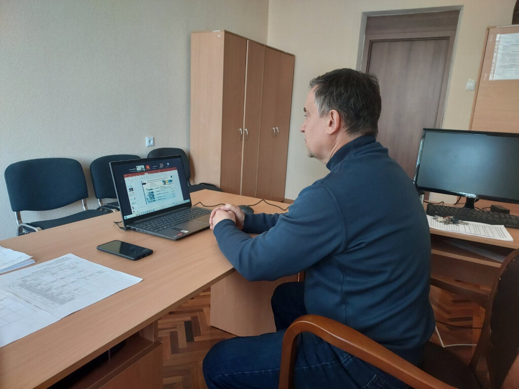 Проведено відкриту лекцію з технології ліків аптечного виробництва для здобувачів освіти ОПП "Фармація" на тему "Водні витяжки з лікарської рослинної сировини".