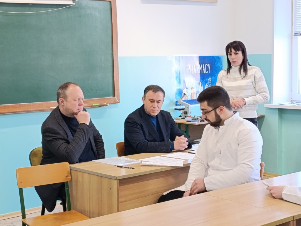 Результати зимової сесії на кафедрі хімії та фармації