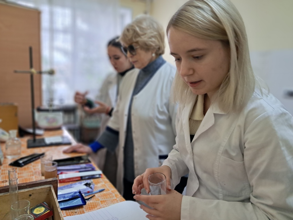 Чергове засідання студентського наукового гуртка на кафедрі хімії