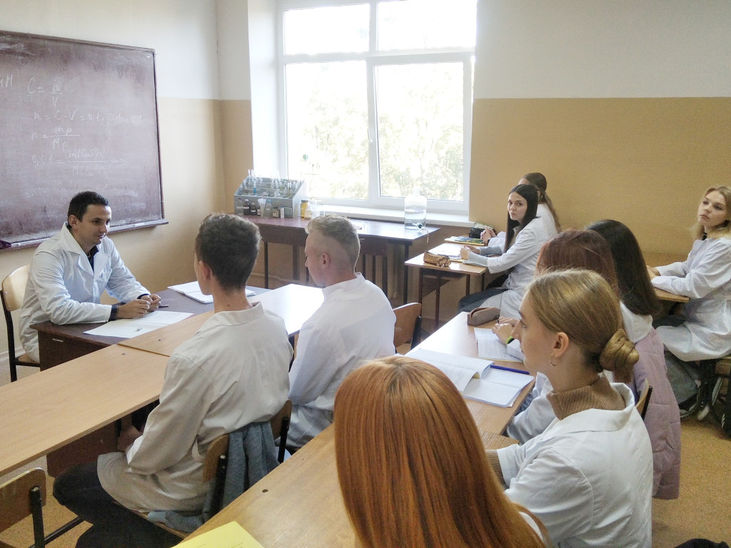 Інформаційно-виховна робота із здобувачами 1 та 2 академічних груп медичного факультету №1