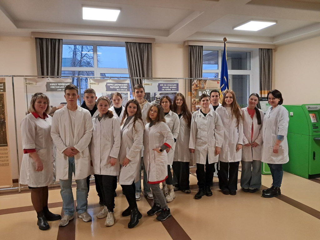 Участь в акції збереження пам'яті  про героїв, які боролися за незалежну Україну в рамках проєкту «Герої наших вулиць»